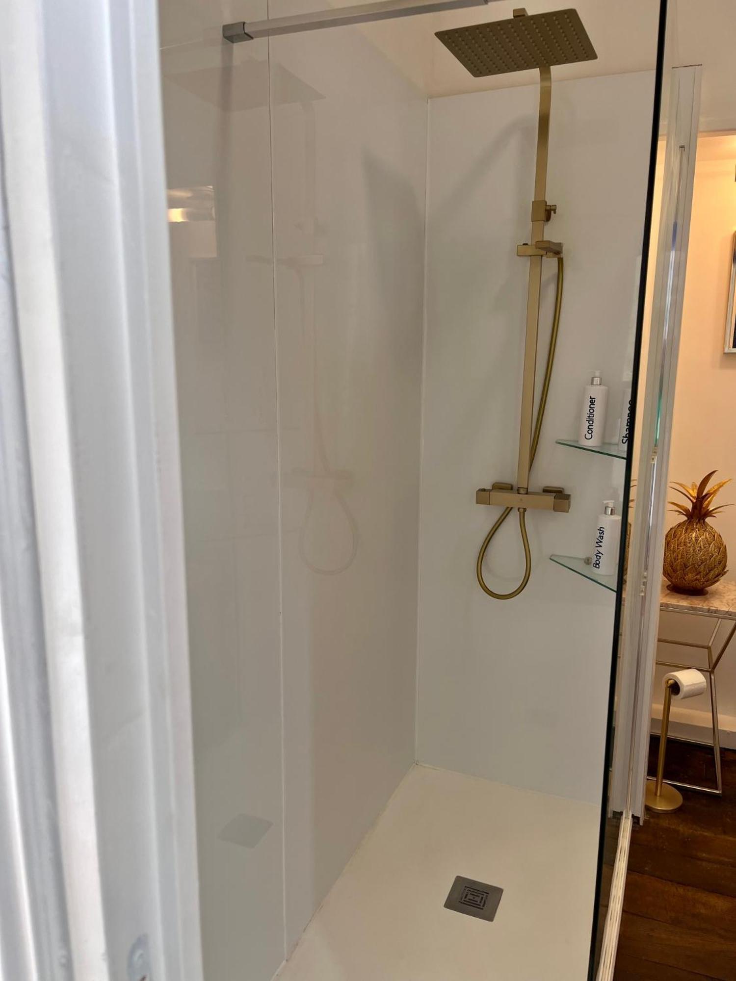 Maison De Mags & Mags Willow Room Lanouaille Esterno foto