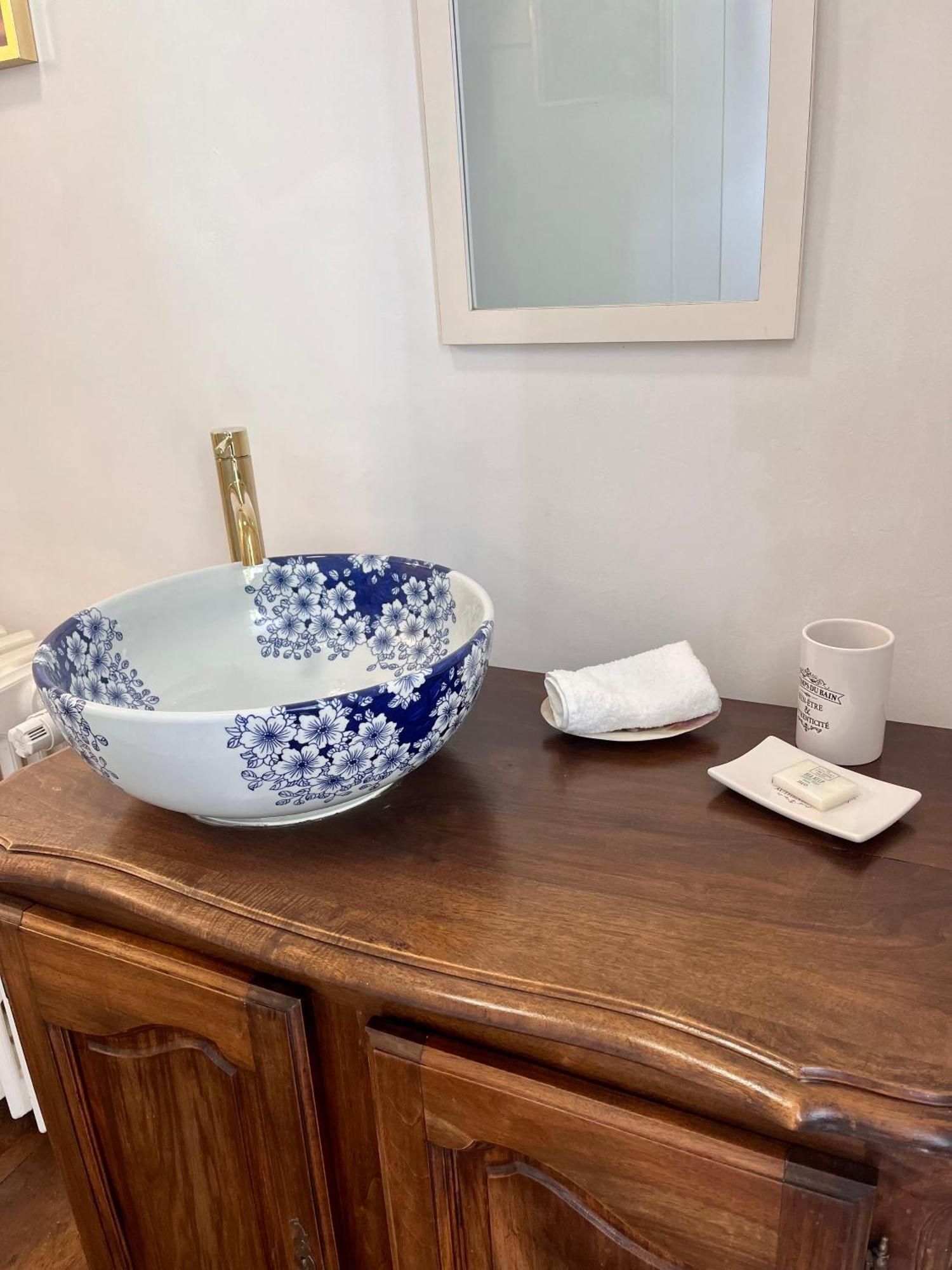 Maison De Mags & Mags Willow Room Lanouaille Esterno foto